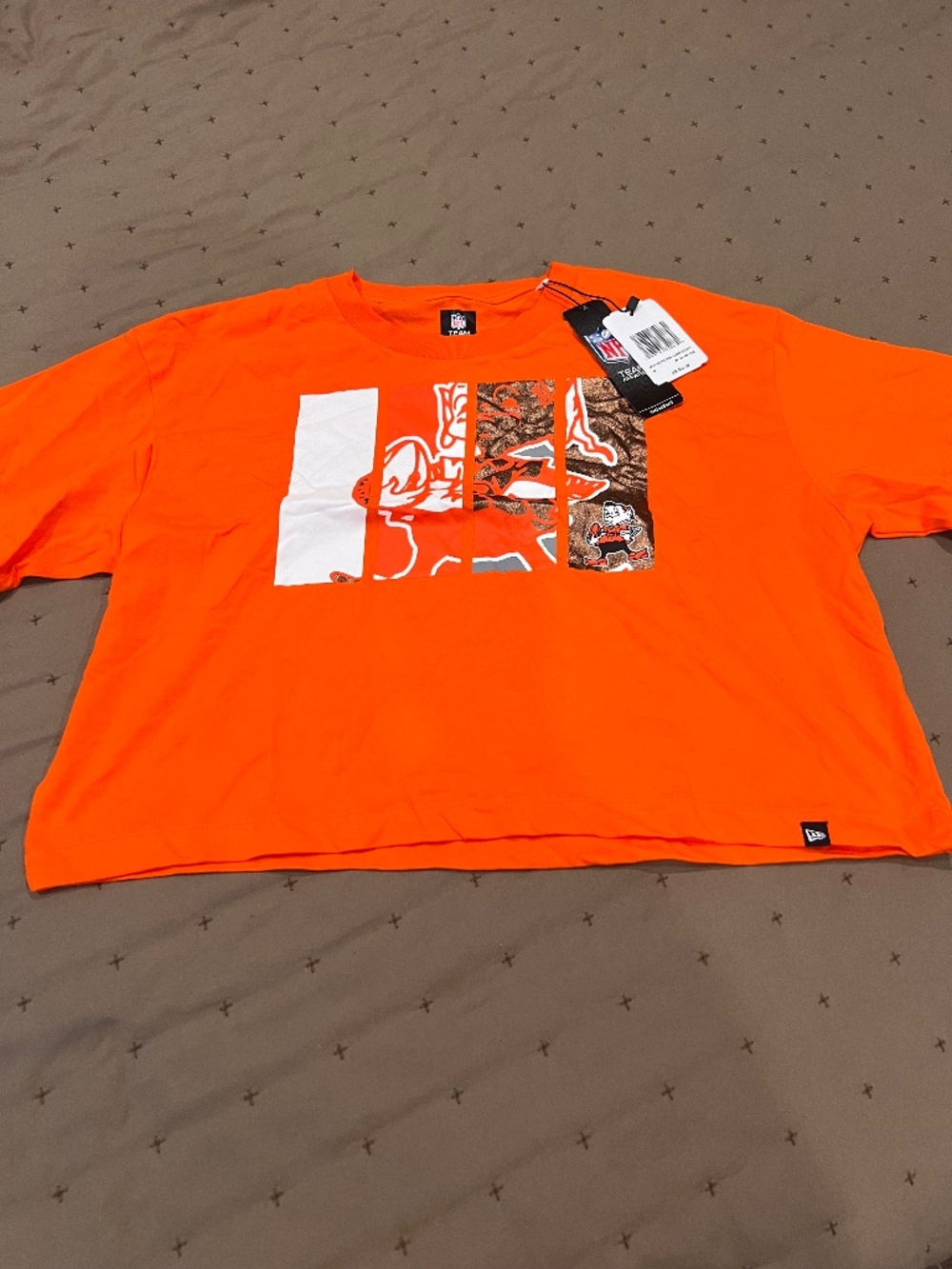 Womens NWT NFL team apparel Cleveland Browns
